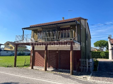 Taglio di Po, Via Marina