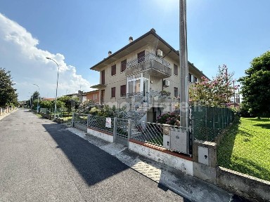 Taglio di Po, Via Antonio Meucci