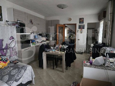 Villa unifamiliare via Roma, 360, Centro, Stienta