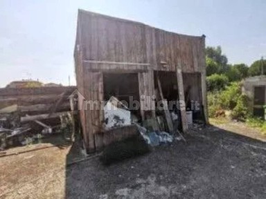 Villa all'asta via Gramsci 8- 10, Porto Tolle