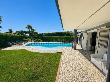 Villa bifamiliare via prima est 5/A, Centro, Rosolina