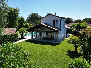 Villa unifamiliare via del Larice, Isola Albarella, Rosolina