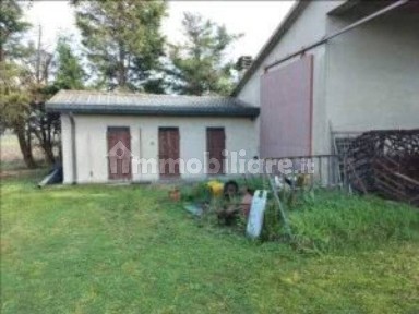 Villa all'asta via Romea 47- 49, Porto Viro