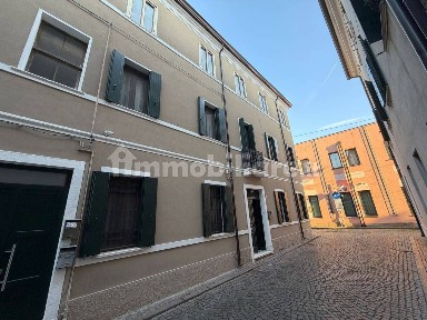 Villa plurifamiliare vicolo Prigioni Nuove, Centro, Adria