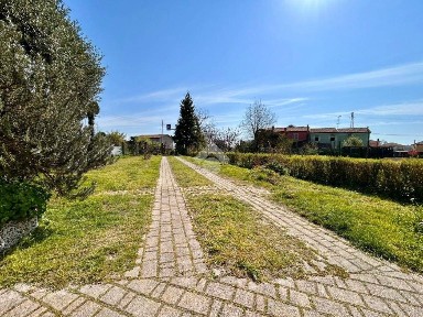 Villa bifamiliare via A. de Gasperi 175, Costa di Rovigo