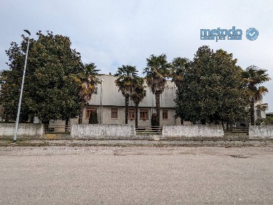 Villa plurifamiliare, buono stato, 980 m², Centro, Gavello