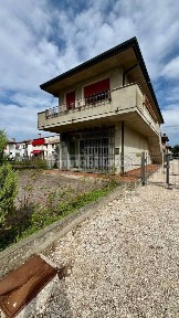 Villa unifamiliare Canale di Villadose RO, Centro, Villadose