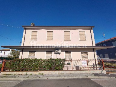 Villa unifamiliare, buono stato, 240 m², Ariano, Ariano nel Polesine