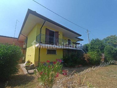 Villa all'asta via del Lavoro 39, Taglio di Po