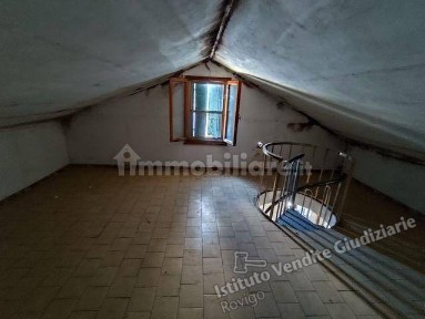 Villa all'asta via Rubini 193, Corbola