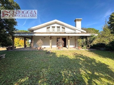 Villa unifamiliare via Torino 14, Centro, Porto Viro