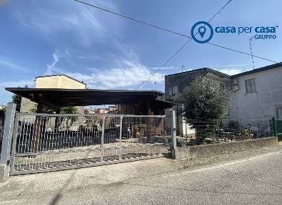 Villa bifamiliare via Ugo Foscolo, Centro, Porto Viro