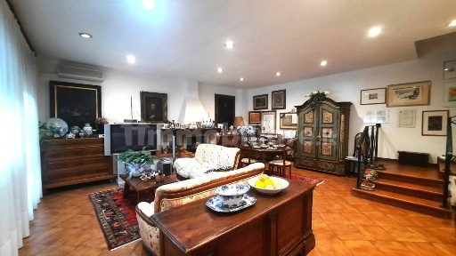 Villa bifamiliare, ottimo stato, 230 m², Centro, Polesella