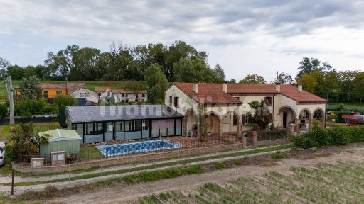 Lusia, Via Rettilineo Zuliani, 1