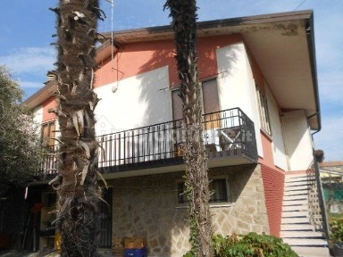 Villa unifamiliare via Angeli, Centro, Adria