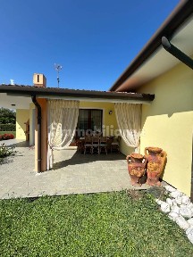 Villa bifamiliare via Po di Levante 4E, Isola Albarella, Rosolina