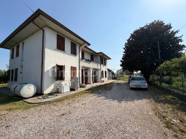 Villa unifamiliare via Fossello, Lendinara