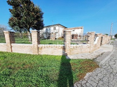 Villa unifamiliare, ottimo stato, 310 m², Braglia, Papozze