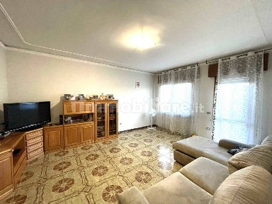 Villa unifamiliare, buono stato, 287 m², Centro, Porto Viro