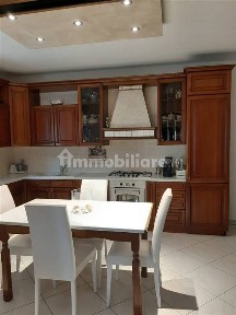 Villa bifamiliare, ottimo stato, 140 m², Loreo