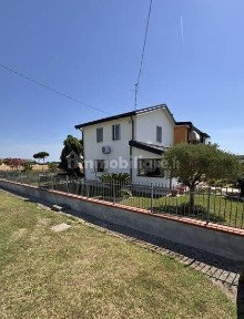 Villa bifamiliare via Filippo Corridoni Nord 20, Porto Tolle