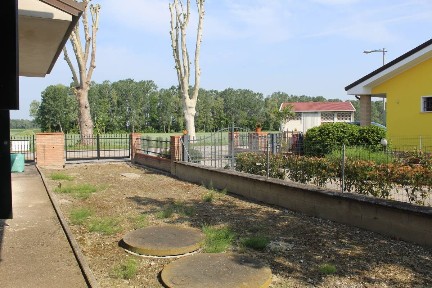 Villa bifamiliare 150 m², Canaro