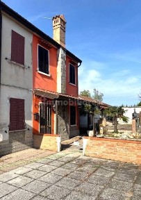 Villa bifamiliare via Giacomo Matteotti 14, Ca' Tiepolo, Porto Tolle