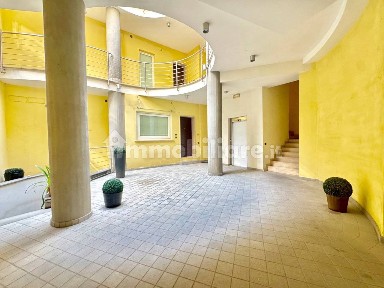 Trilocale via Manfredi di Svevia, Centro Storico, Benevento