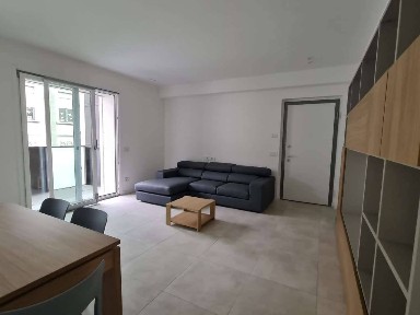 Sondrio, via Cesare Battisti 18, Centro città