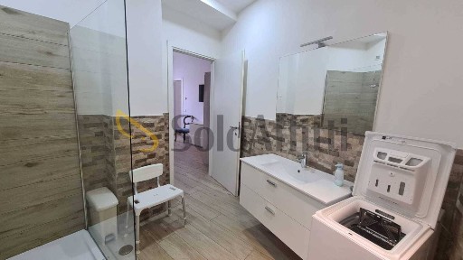 Bilocale 70 m², Veronetta, Verona