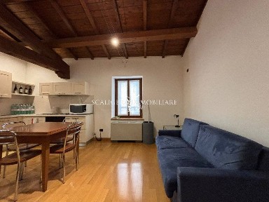 Bilocale ottimo stato, primo piano, Cittadella - Porta Nuova, Verona