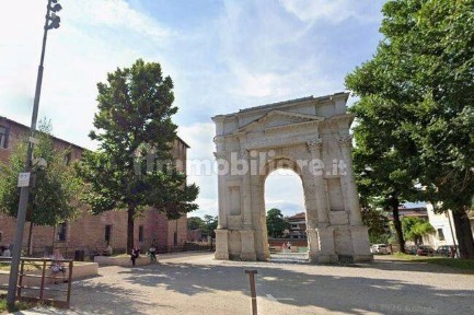Bilocale ottimo stato, primo piano, Centro Storico, Verona