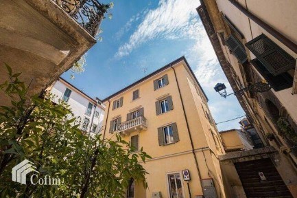 Bilocale ottimo stato, primo piano, Centro Storico, Verona