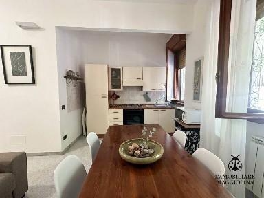 Trilocale via Gozzano 32, San Terenzo, Lerici