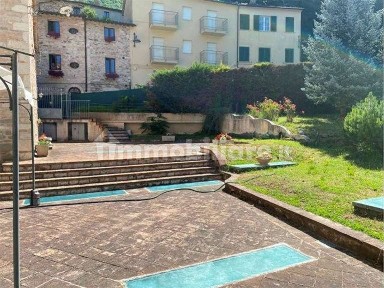 Villetta a schiera all'asta via Marconi, 1, Piobbico