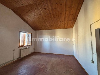 San Costanzo, Via Solfanuccio, 9F