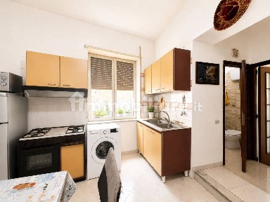 Appartamento via Cristallini 2, Sanità, Napoli
