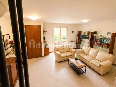 Villa a schiera via Della Linea, Trasanni, Urbino