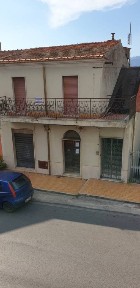 Terratetto plurifamiliare via della Stazione 12, Centro, Priverno