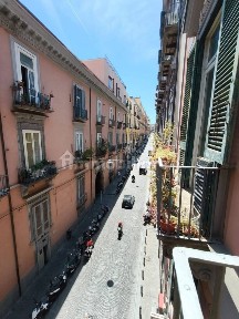 Appartamento via Monte di Dio 75, Chiaia, Napoli