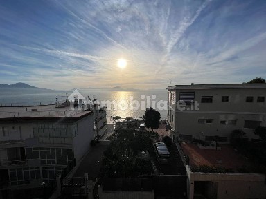 Appartamento via Scipione Capece 10r, Posillipo, Napoli