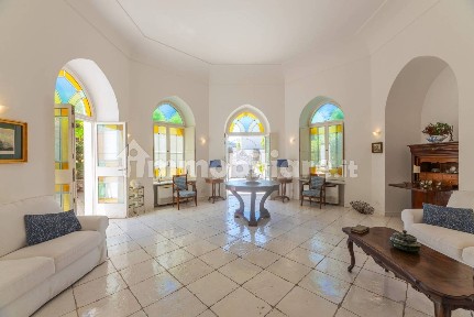 Quadrilocale buono stato, su più livelli, Anacapri