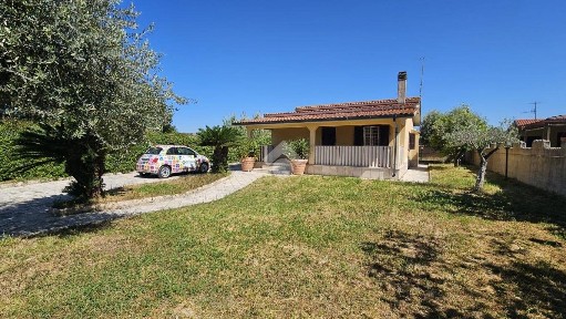 Terratetto unifamiliare Strada Del Bottero 235, Lido di Foce Verde, Latina
