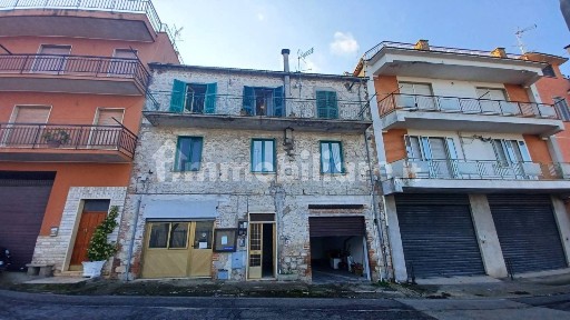 Terratetto unifamiliare via Capitano V. Pellegrini, Centro, Sonnino