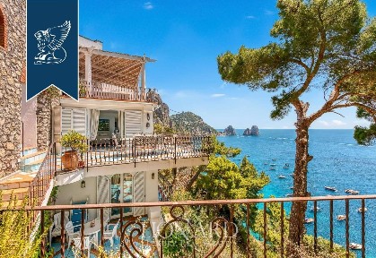 Appartamento buono stato, su più livelli, Capri