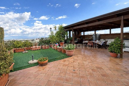 Quadrilocale via Nuova Toscanella, Chiaiano, Napoli