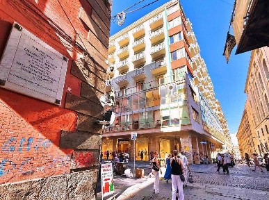 Bilocale Vico Lungo Teatro Nuovo, Quartieri Spagnoli, Napoli