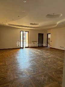 Appartamento via Raffaele Viviani, snc, Centro, Sant'Anastasia
