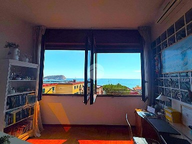 Trilocale via Severino Boezio 45, Bagnoli, Napoli