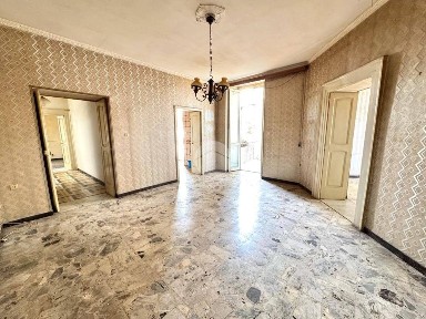 Appartamento piazza Giuseppe Garibaldi 39, Garibaldi - Ferrovia, Napoli